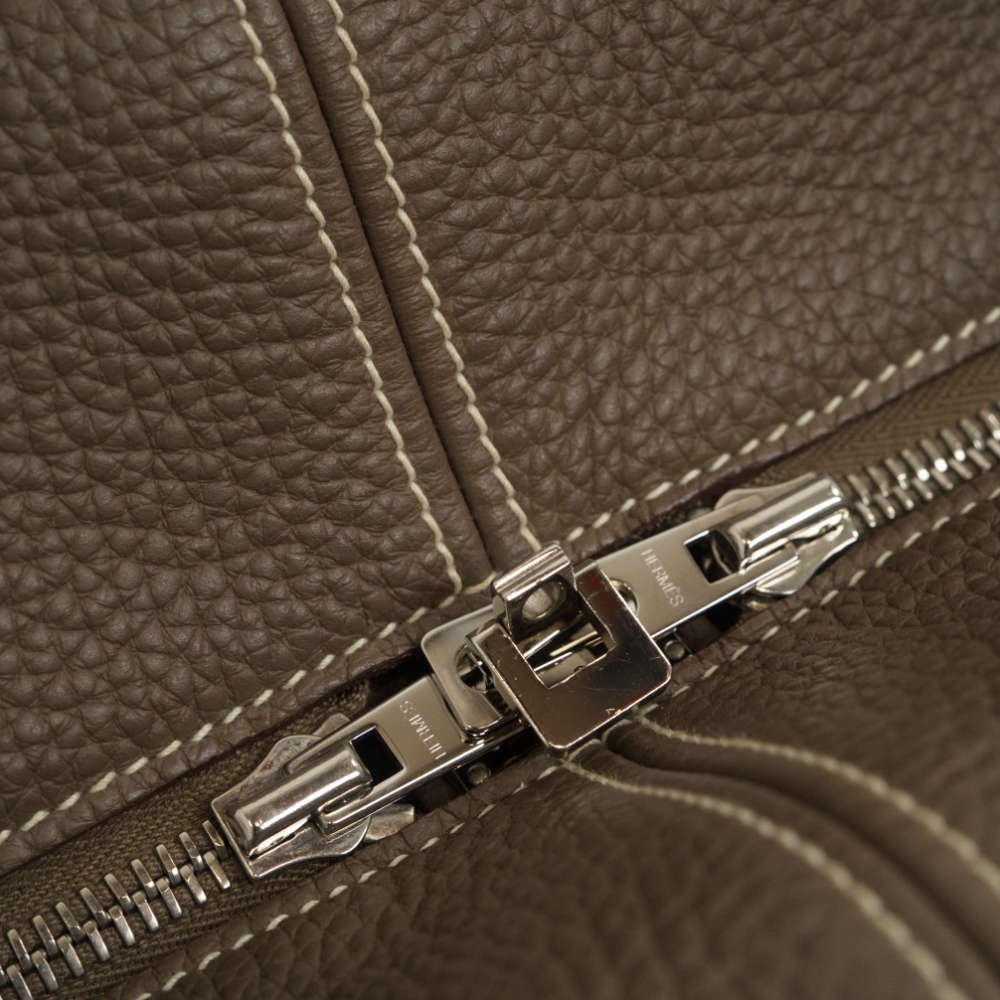 HERMES-VICTORIA-43-ETOUPE-CLEMENCE-7807 hw.jpg