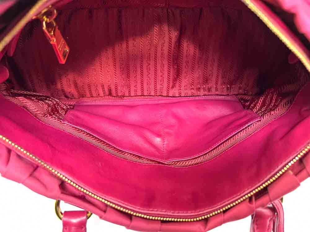 PRADA-SHOULDERHANDBAG-PINK-NYLON-IMG_3926_jpg.jpg