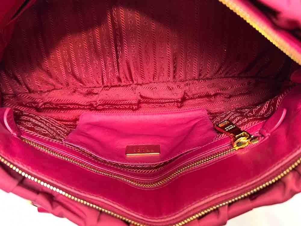 PRADA-SHOULDERHANDBAG-PINK-NYLON-IMG_3927_jpg.jpg