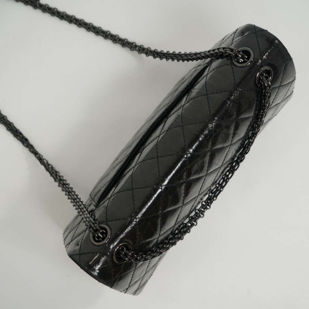 CHANEL-2.55REISSUE226-MEDIUM-SOBLACK-PATENTCALF-7843 topdown.jpg