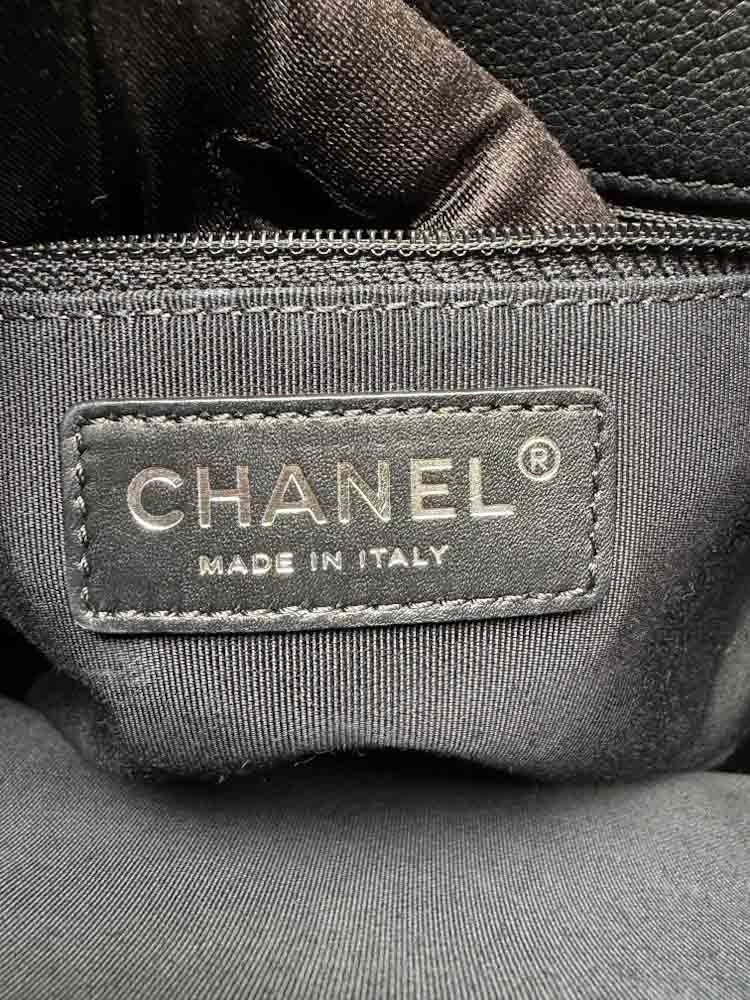 CHANEL-BACKPACK-BLACK-CAVIAR-Photo 11-1-26, 5 16 18 PM.jpg