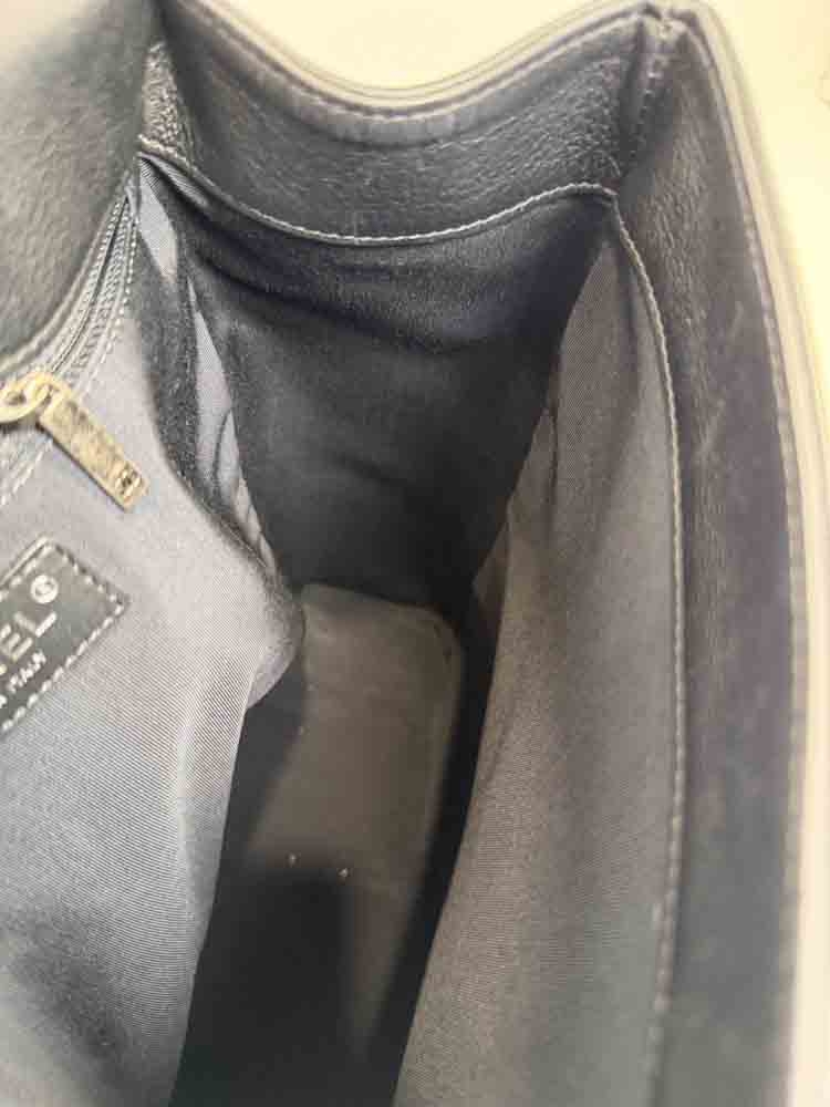 CHANEL-BACKPACK-BLACK-CAVIAR-Photo 11-1-26, 5 17 16 PM.jpg