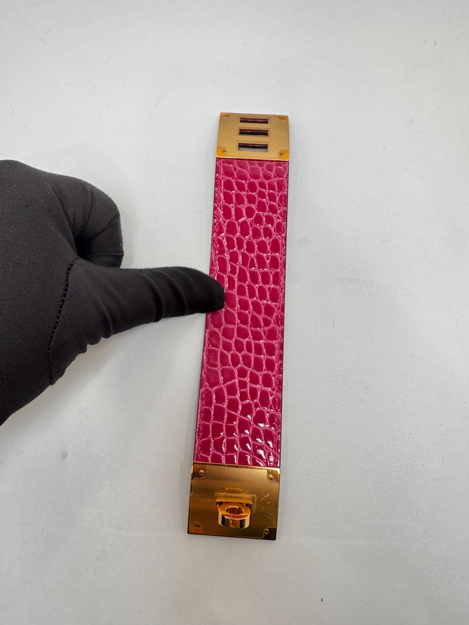 HERMES-KELLYDOGBRACELET-SMALL-ROSEMEXICO-ALLIGATOR-IMG_6309.jpg