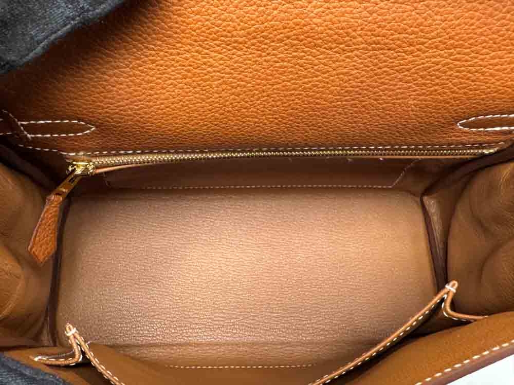 HERMES-KELLYRETOURNE-25-FAUVE-BARENIAFAUBOURG-IMG_5744.jpg