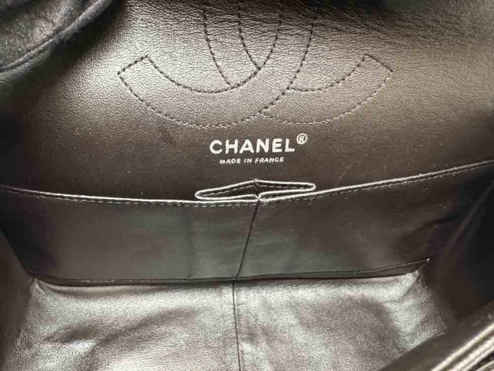 CHANEL-2.55REISSUE226-MEDIUM-BLACK-CAVIAR-IMG_7962.jpg