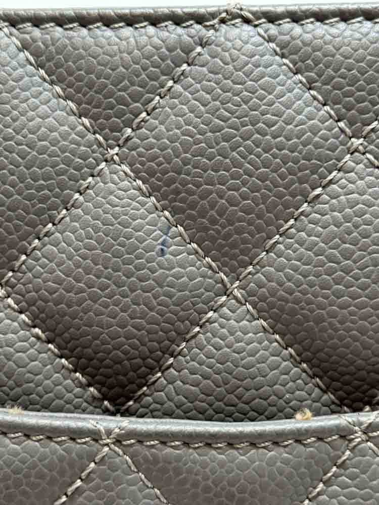 CHANEL-GSTGRANDSHOPPINGTOTE-MEDIUM-GREY-CAVIAR-IMG_2688.jpg