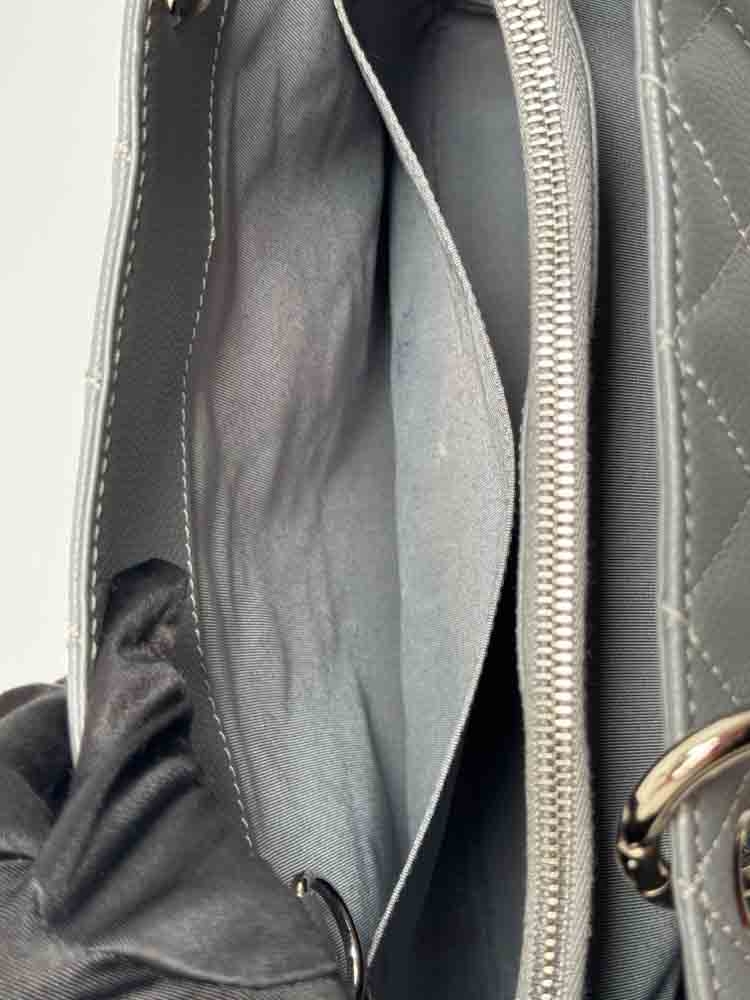 CHANEL-GSTGRANDSHOPPINGTOTE-MEDIUM-GREY-CAVIAR-IMG_2693.jpg