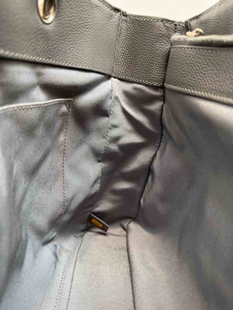 CHANEL-GSTGRANDSHOPPINGTOTE-MEDIUM-GREY-CAVIAR-IMG_2699.jpg