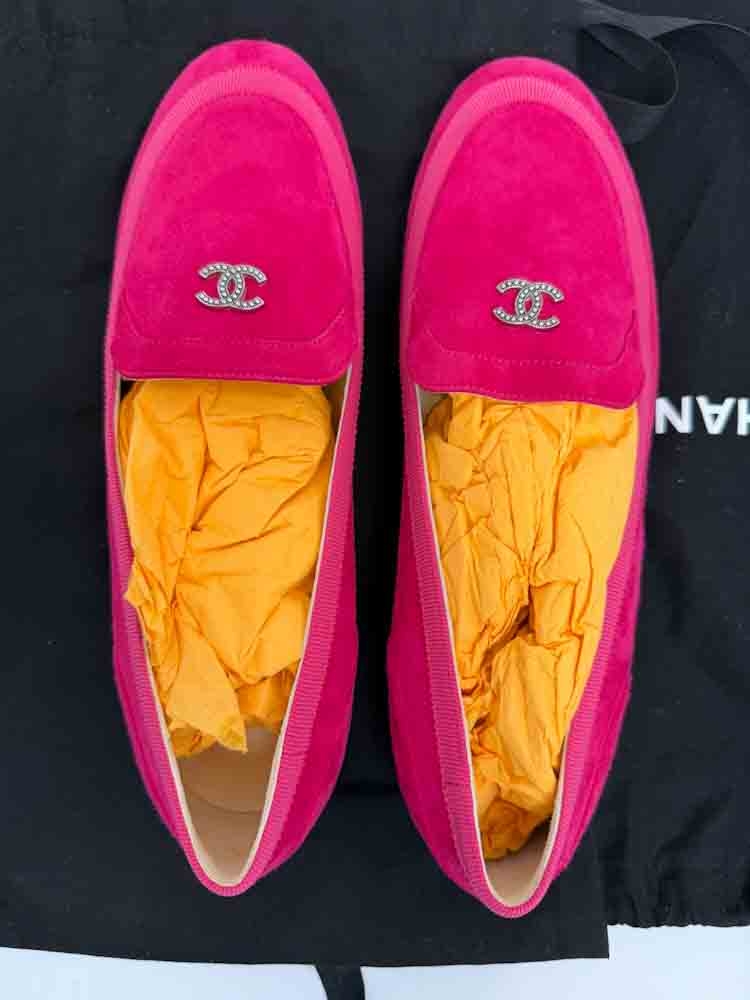 CHANEL-SHOES-EU39-PINK-SUEDE-Photo 5-2-26, 9 17 59 AM.jpg