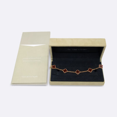 VAN CLEEF AND ARPELS VINTAGE ALHAMBRA BRACELET, 5 MOTIFS CARNELIAN 18K GOLD