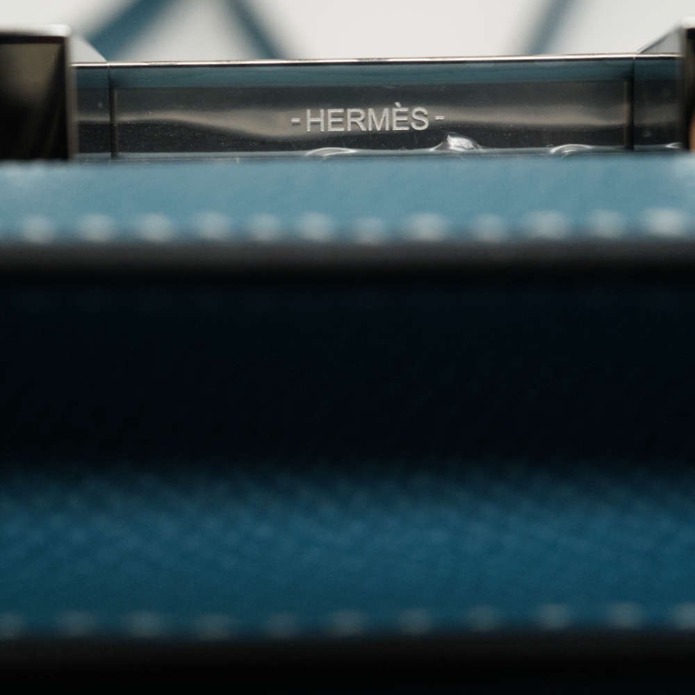 HERMES-CONSTANCEMIRROR-18-BLEUJEAN-EPSOM-8023 hw2.jpg