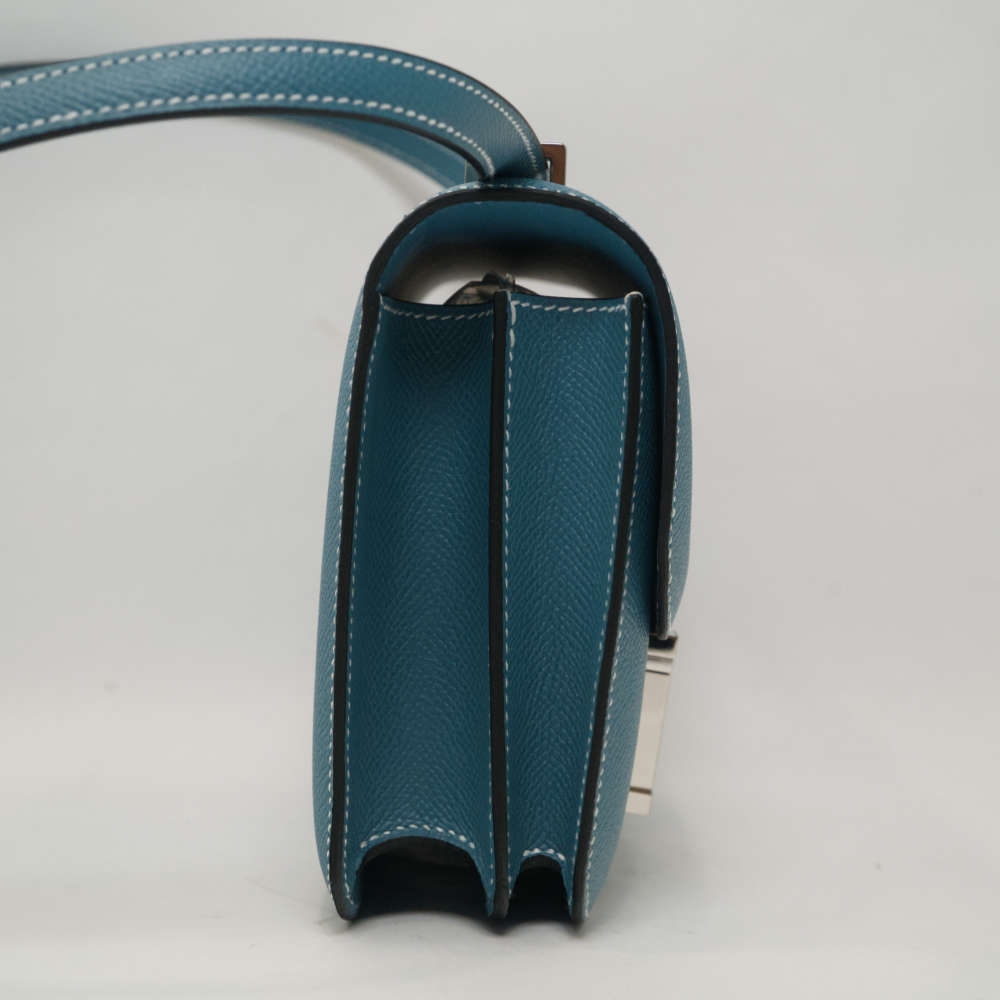 HERMES-CONSTANCEMIRROR-18-BLEUJEAN-EPSOM-8023 side.jpg