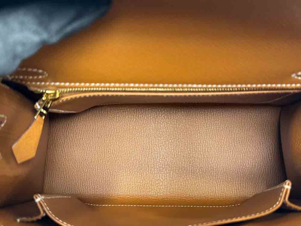 HERMES-KELLYSELLIER-25-GOLD-EPSOM-Photo 20-1-26, 5 31 59 PM.jpg