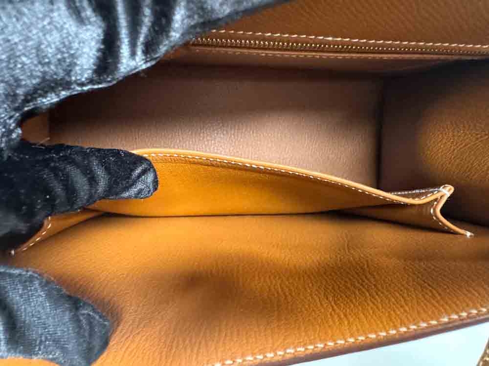 HERMES-KELLYSELLIER-25-GOLD-EPSOM-Photo 20-1-26, 5 32 52 PM.jpg