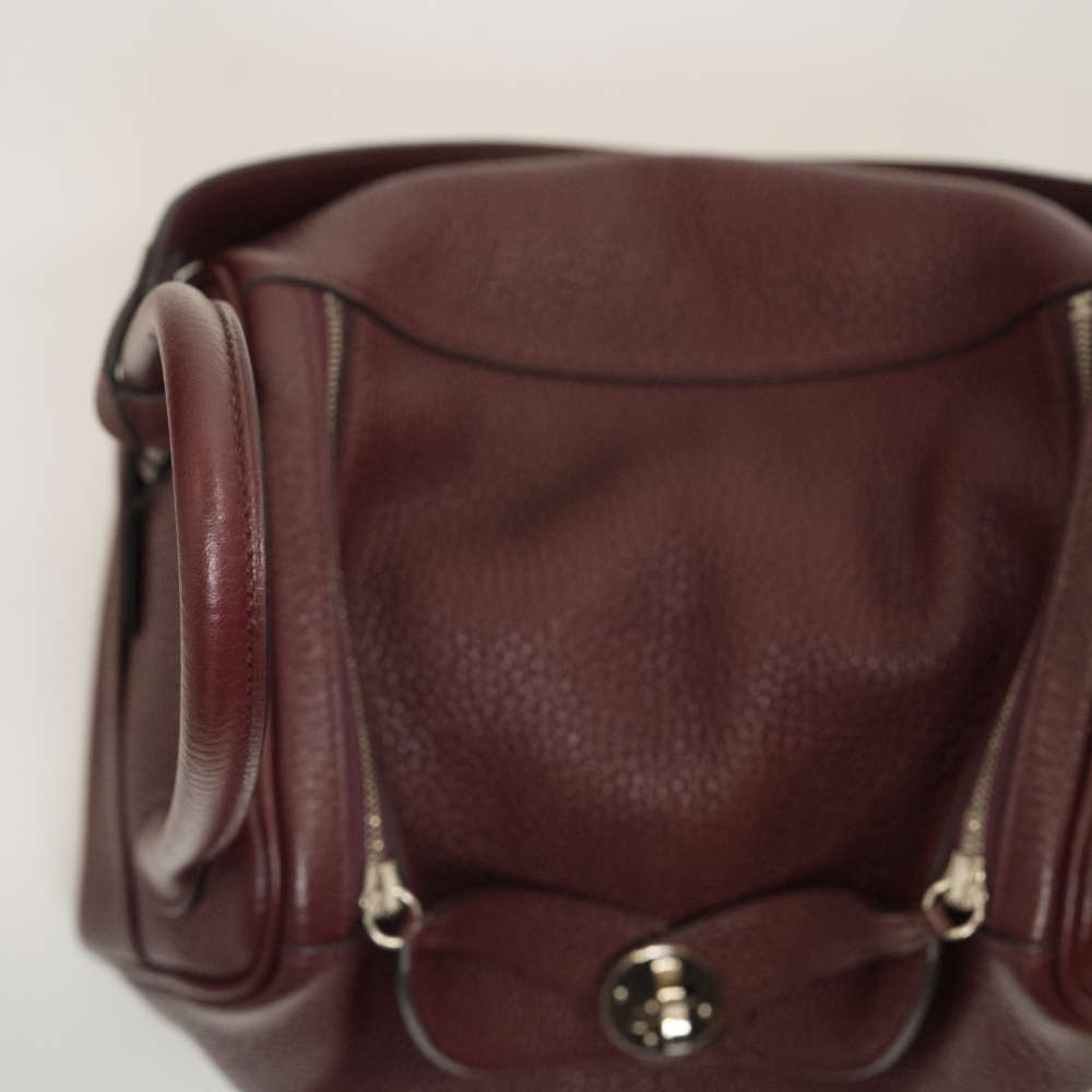 HERMES-LINDY-26-BORDEAUX-CLEMENCE-8013 handle.jpg