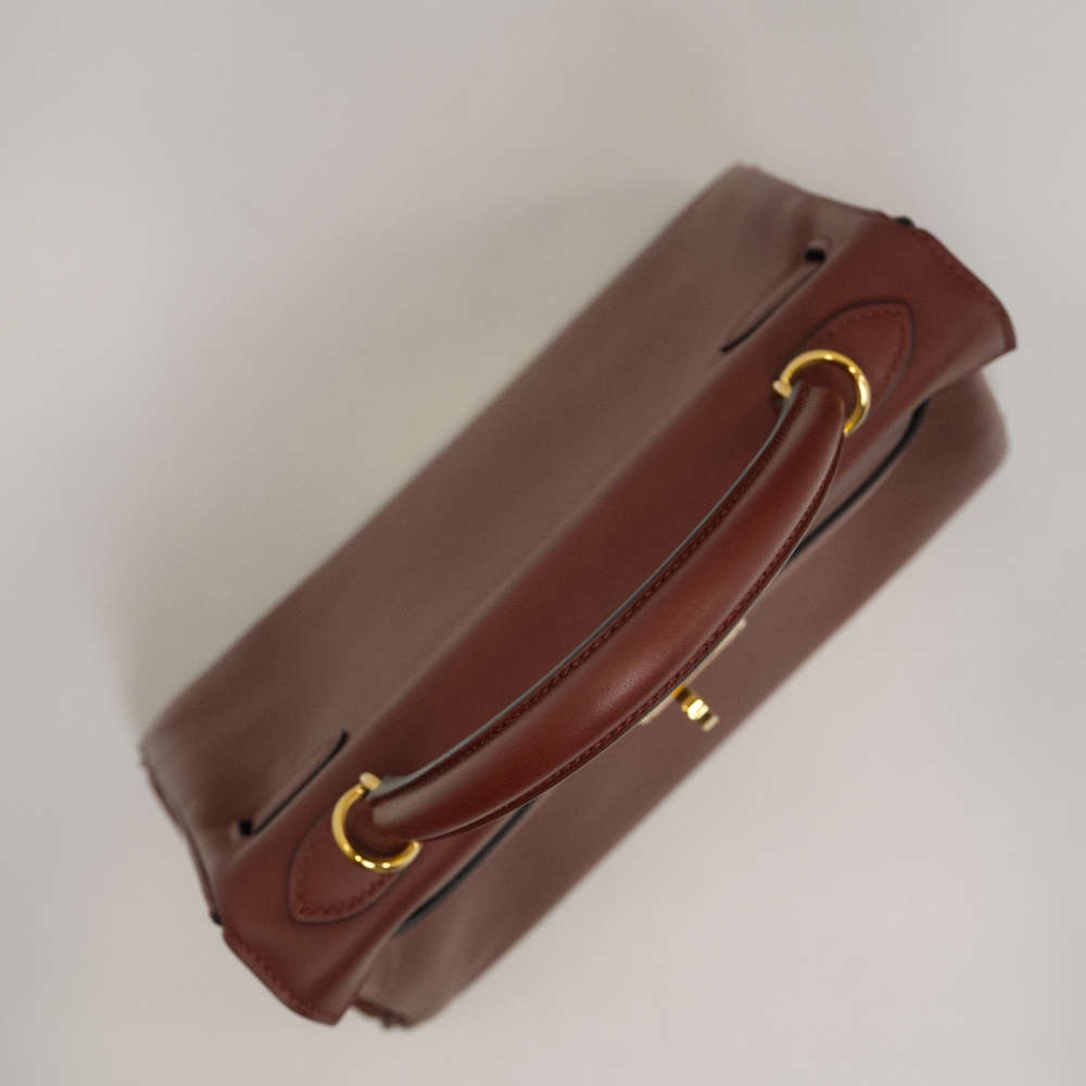 HERMES-KELLYRETOURNE-25-ROUGEH-SWIFT-8087 topdown.jpg