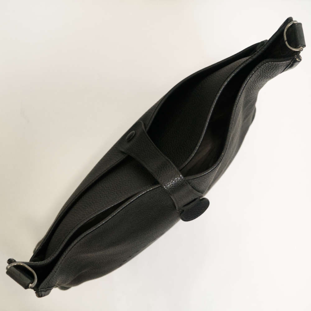 HERMES-EVELYNE-TGM-BLACK-CLEMENCE-8169 topdown.jpg