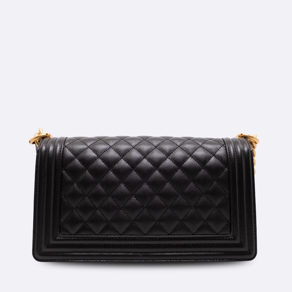 CHANEL-BOYCHANEL-MEDIUM-BLACK-CAVIAR-DSCF0675.jpg
