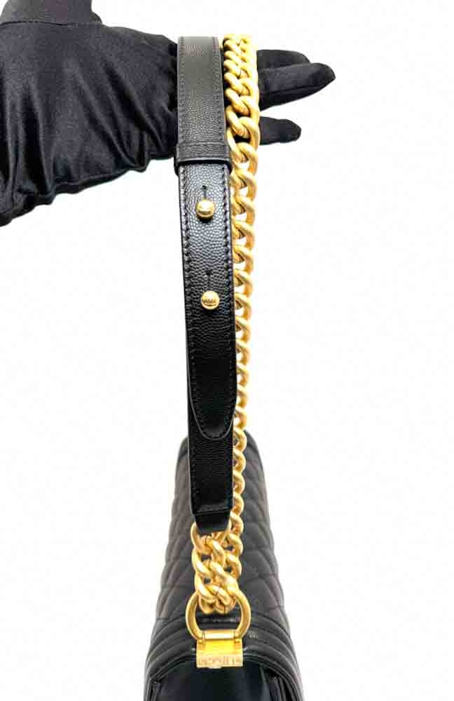 CHANEL-BOYCHANEL-MEDIUM-BLACK-CAVIAR-IMG_8874.jpg