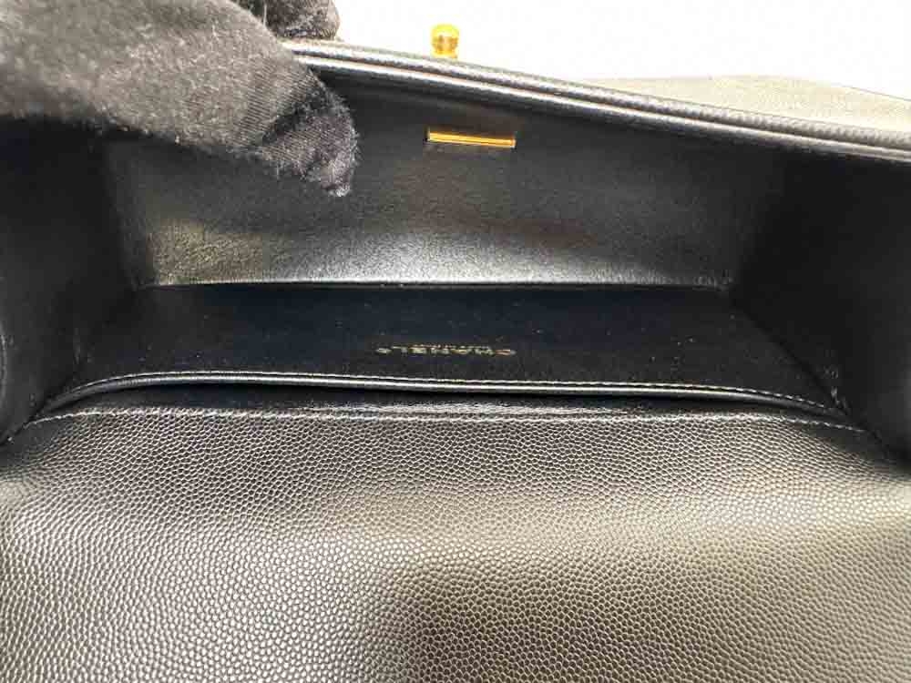 CHANEL-BOYCHANEL-MEDIUM-BLACK-CAVIAR-IMG_8900.jpg