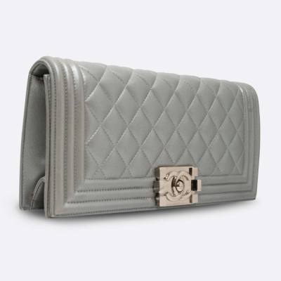 CHANEL CLUTCH 26 SILVER LAMBSKIN