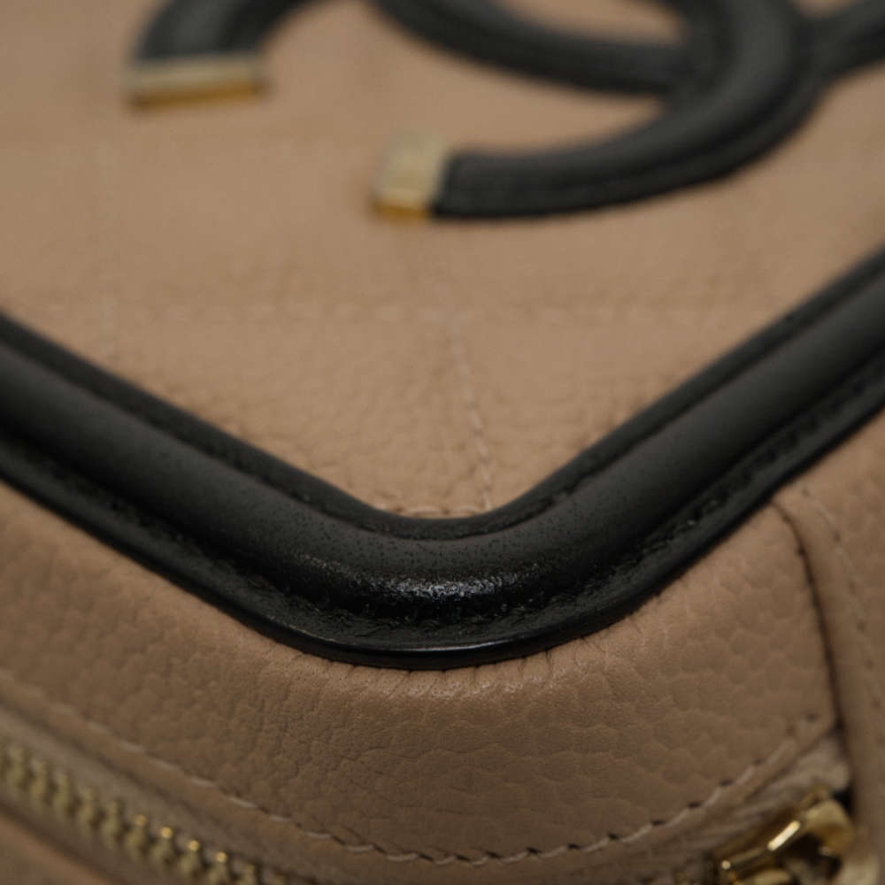 CHANEL-FILIGREEVANITY-MINI-BEIGE-CAVIAR-8299 corner1.jpg