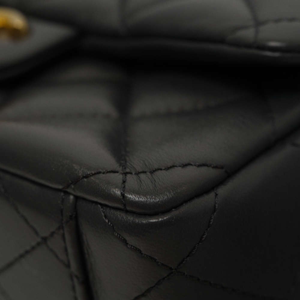 CHANEL-FLAPBAG-MINI-GRAY-LAMBSKIN-8267 corner2.jpg