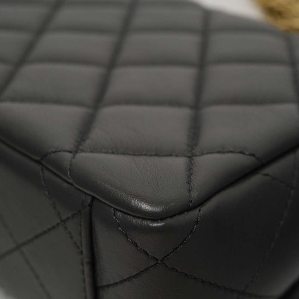 CHANEL-FLAPBAG-MINI-GRAY-LAMBSKIN-8267 corner4.jpg