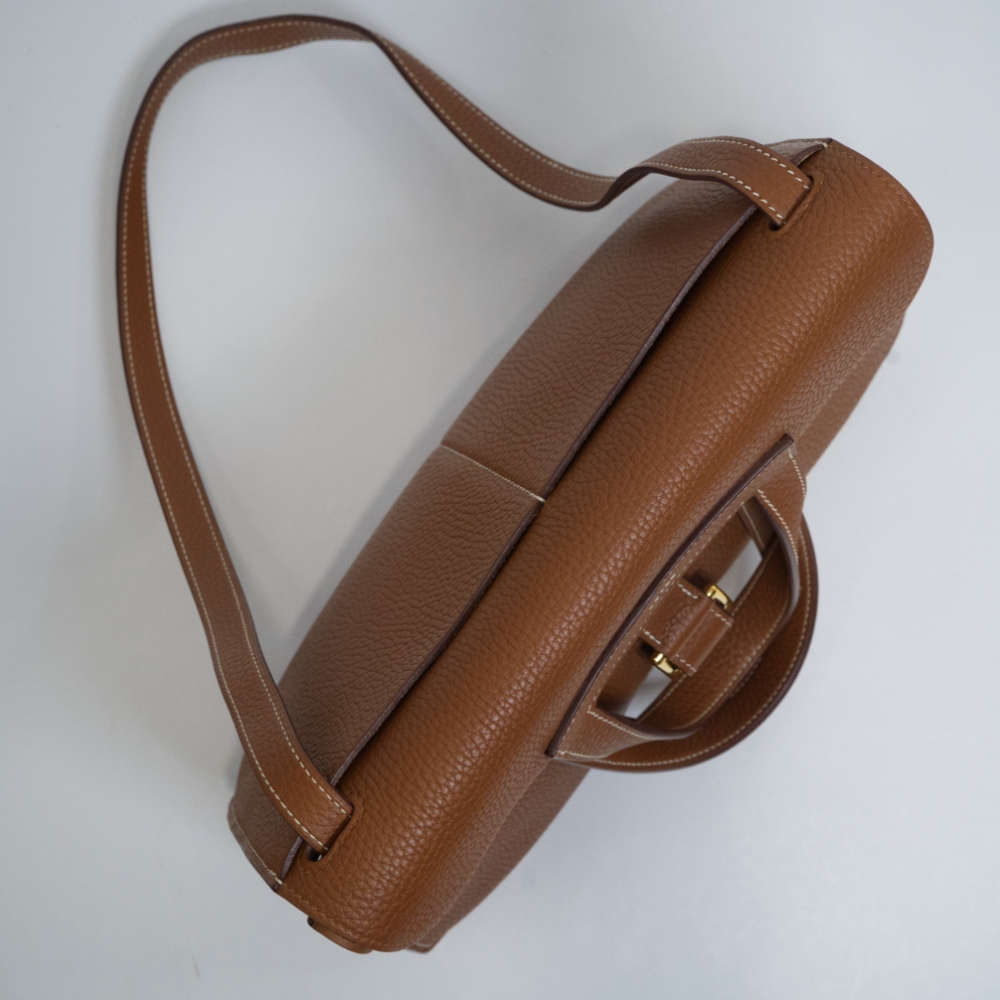 HERMES-HALZAN-31-GOLD-CLEMENCE-8294 topdown.jpg