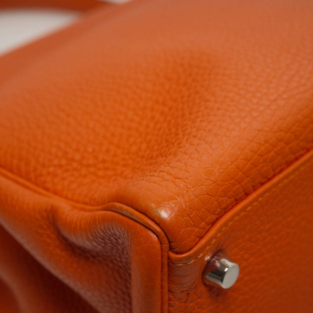 HERMES-KELLYRETOURNE-35-ORANGE-TOGO-8276 corner3.jpg