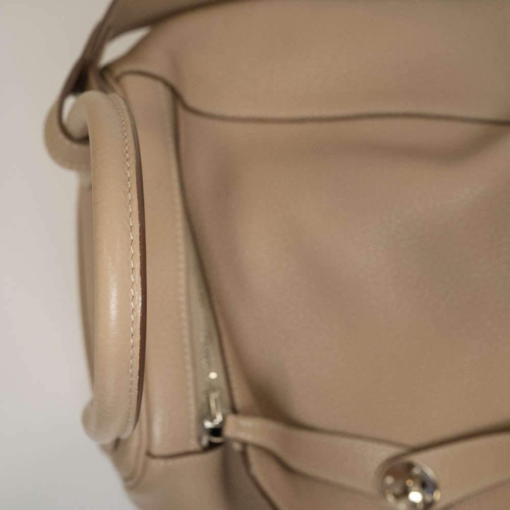 HERMES-LINDY-34-ARGILE-CLEMENCE-8277 handle.jpg