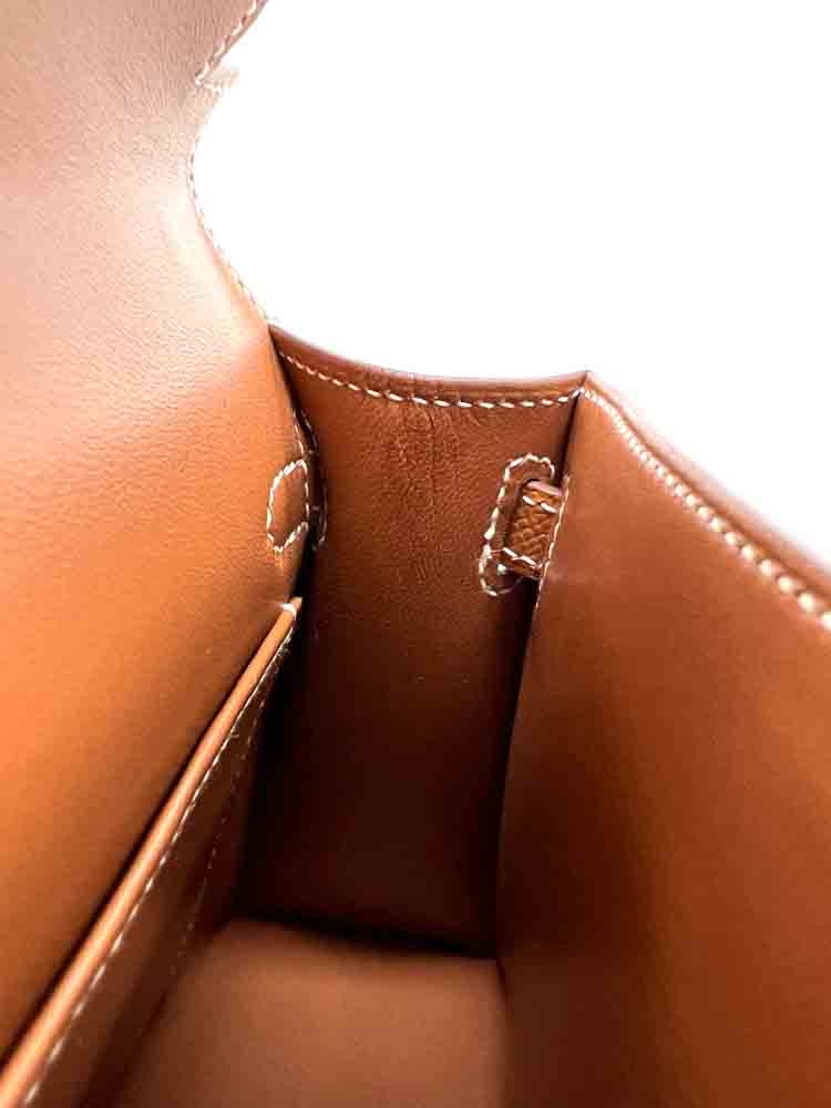 HERMES-MINIKELLY-20-GOLD-EPSOM-Photo 21-8-24, 1 59 57 PM.jpg
