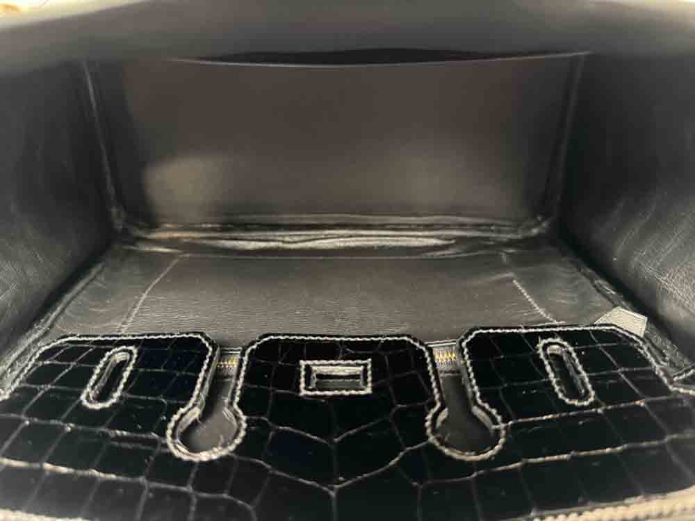 HERMES-BIRKIN-25-BLACK-NILOCROCODILE-IMG_4010.jpg