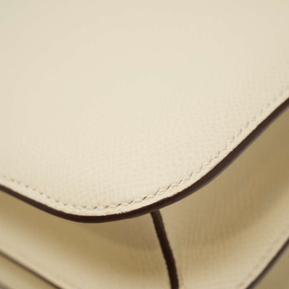 HERMES-CONSTANCE-24-NATA-EPSOM-8355 corner4.jpg
