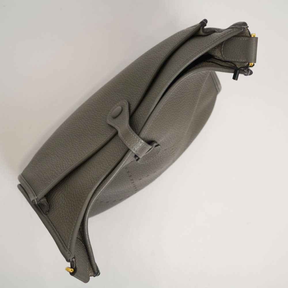 HERMES-EVELYNE-29-GRISMEYER-CLEMENCE-8314 topdown.jpg