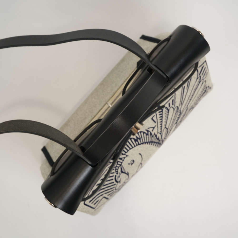 HERMES-HERBAG-31-BLACK,WHITE-TOILE-8324 topdown.jpg