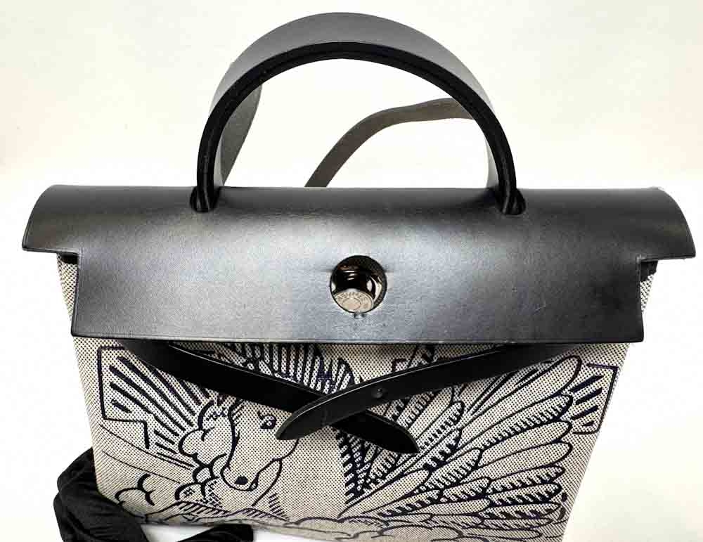HERMES-HERBAG-31-BLACK,WHITE-TOILE-IMG_3705.jpg