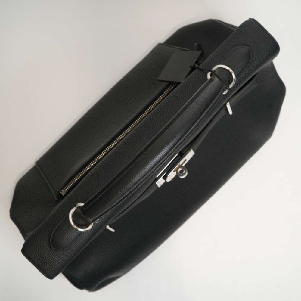 HERMES-KELLYMAXI-42-BLACK-TOGO-8313 topdown.jpg