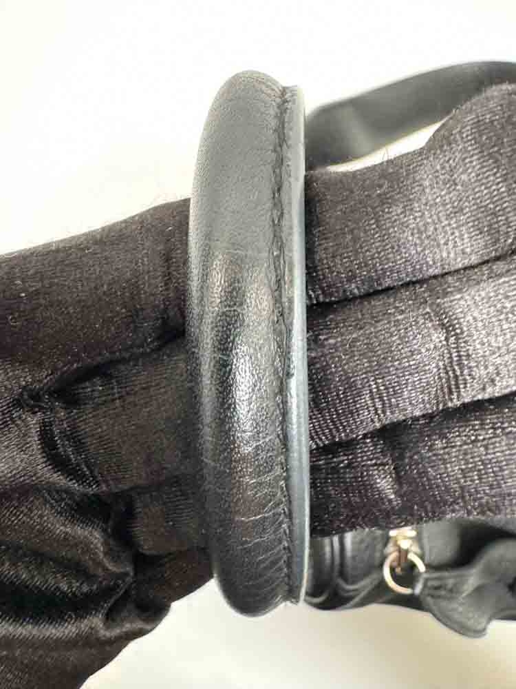 HERMES-LINDY-30-BLACK-CLEMENCE-IMG_5823.jpg