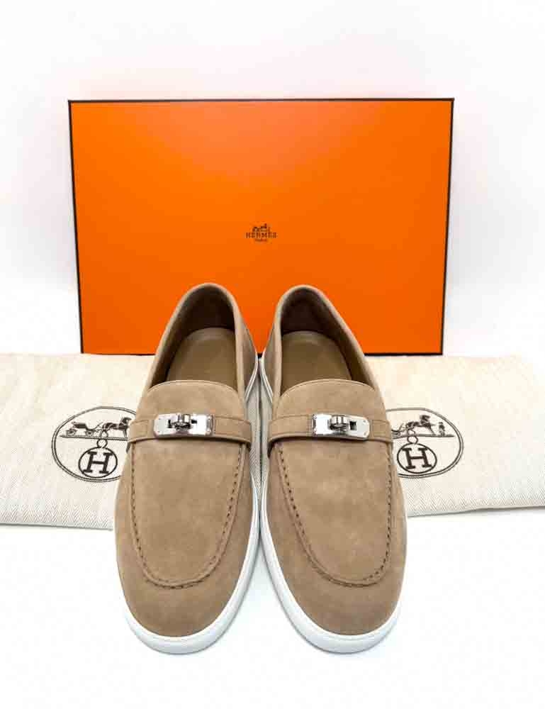 HERMES-LOAFERS-EU36.5-KRAFT-SUEDE-Photo 1-7-26, 2 34 00 PM.jpg