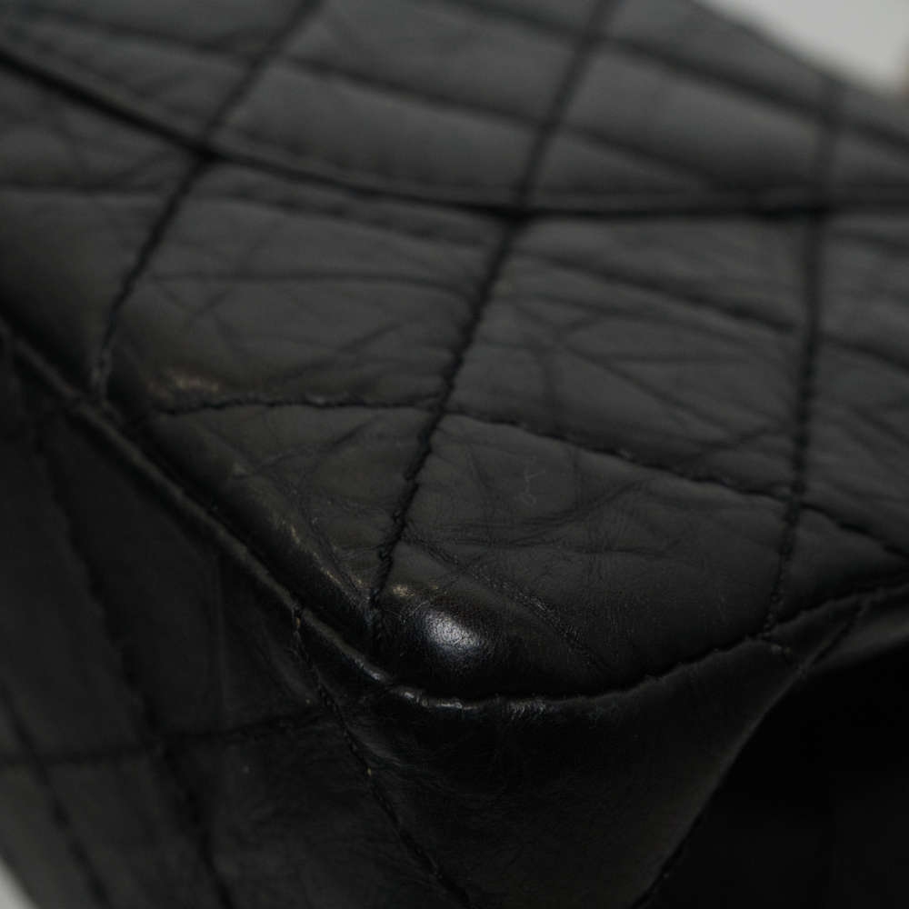 CHANEL-2.55REISSUE227-BLACK-AGEDCALFSKIN-8438 corner4.jpg