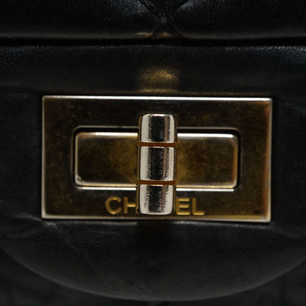CHANEL-2.55REISSUE227-BLACK-AGEDCALFSKIN-8438 hw.jpg