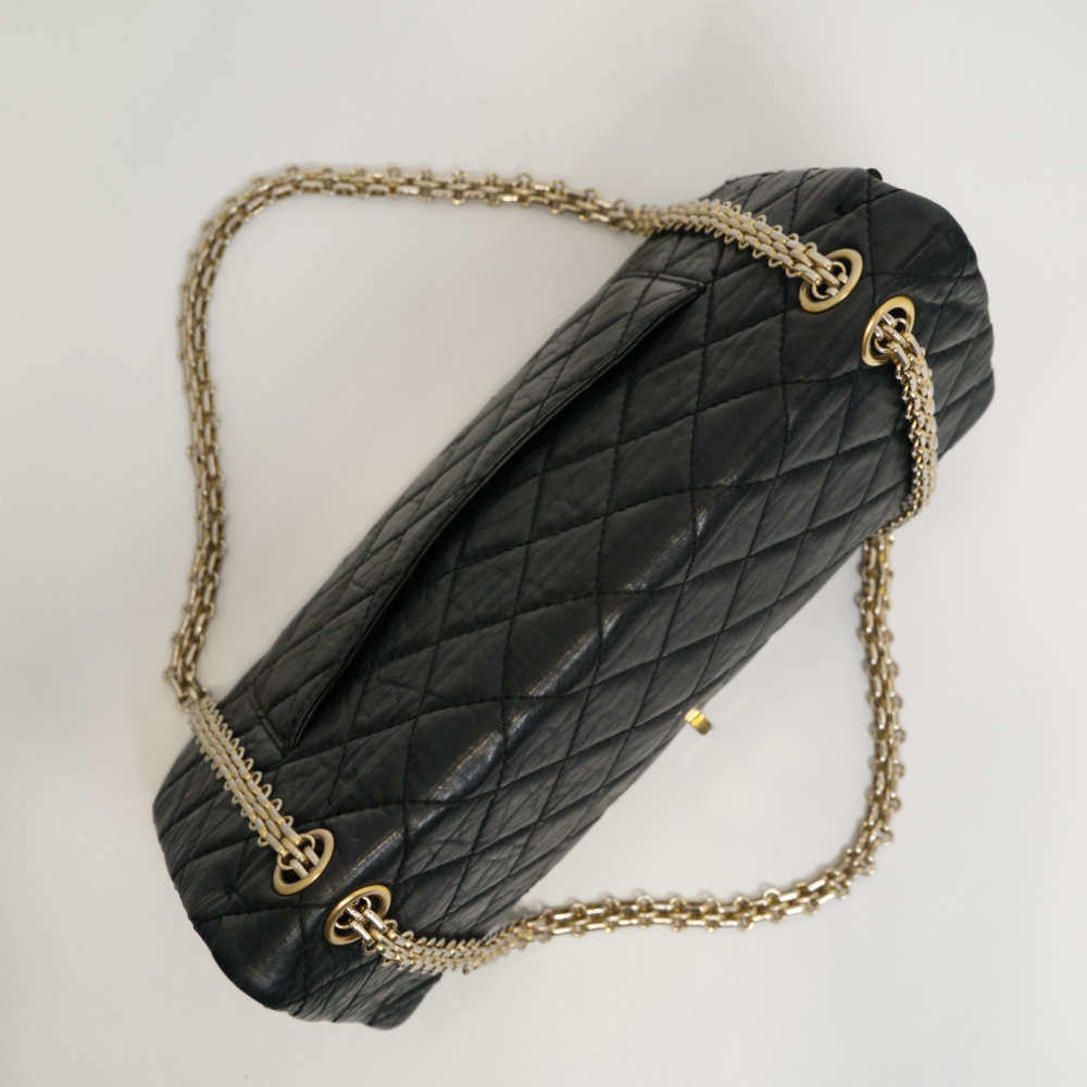 CHANEL-2.55REISSUE227-BLACK-AGEDCALFSKIN-8438 topdown.jpg