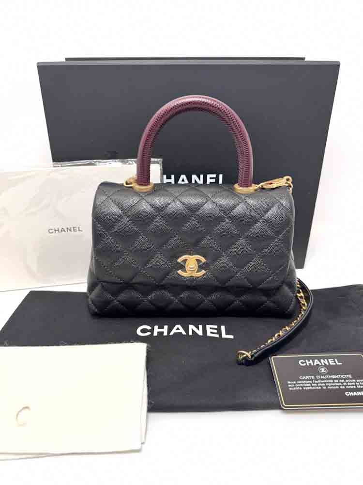 CHANEL-COCOHANDLE-SMALL-BLACK-CAVIAR-IMG_0783.jpg