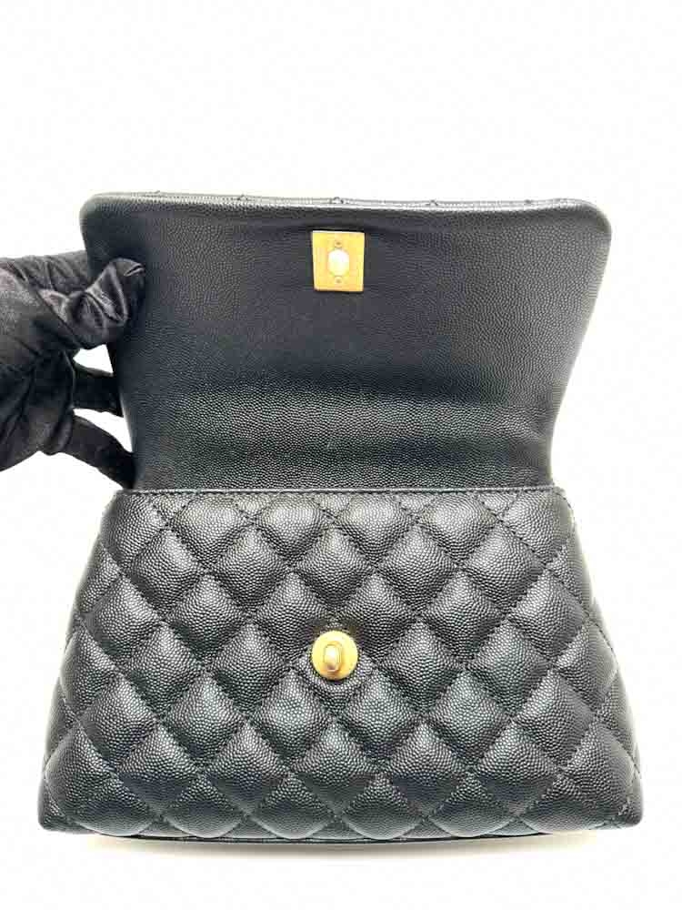 CHANEL-COCOHANDLE-SMALL-BLACK-CAVIAR-IMG_0814.jpg