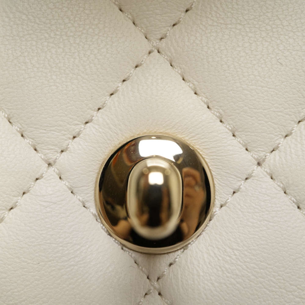 CHANEL-FLAPBAGPEARLCRUSH-MINI-WHITE-LAMBSKIN-8428 hw3.jpg