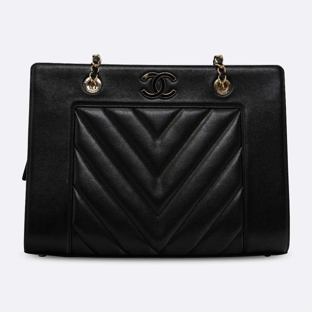 CHANEL-MADEMOISELLEBAG-MEDIUM-BLACK-CALF-8445 front.jpg