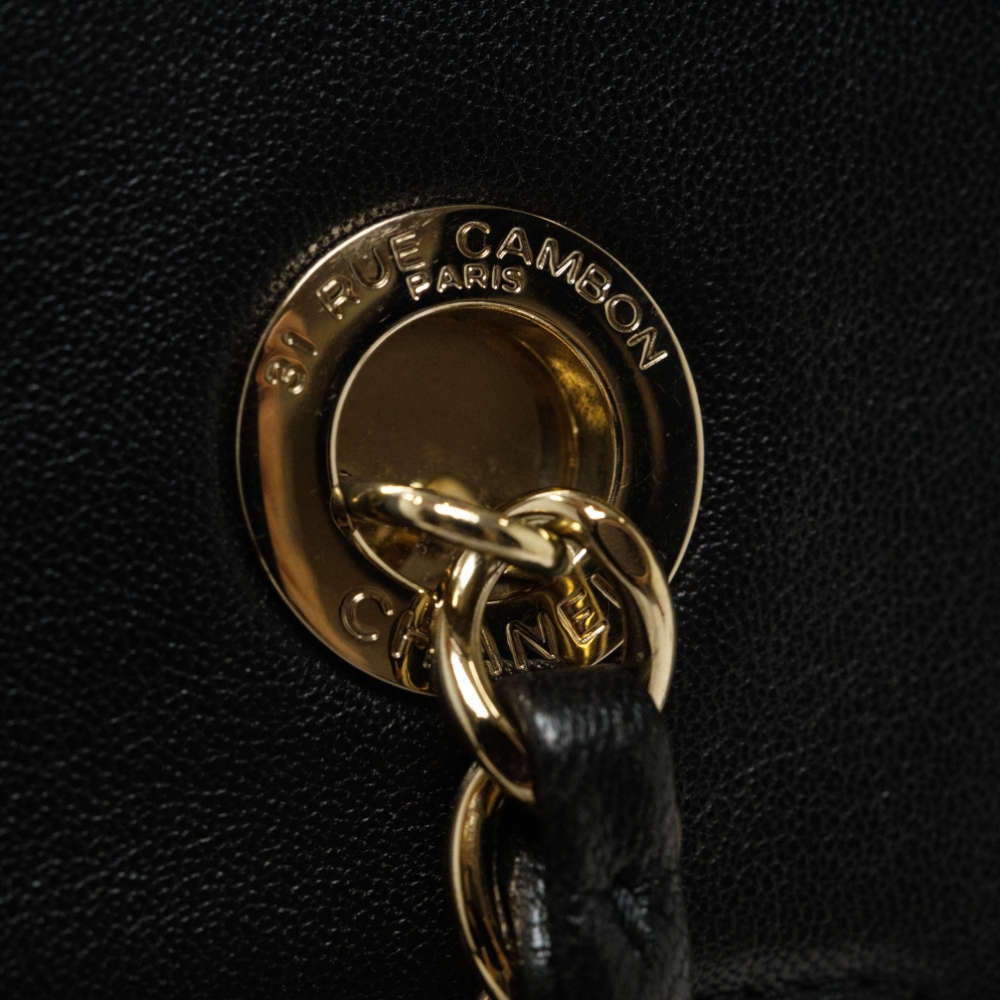 CHANEL-MADEMOISELLEBAG-MEDIUM-BLACK-CALF-8445 hw4.jpg