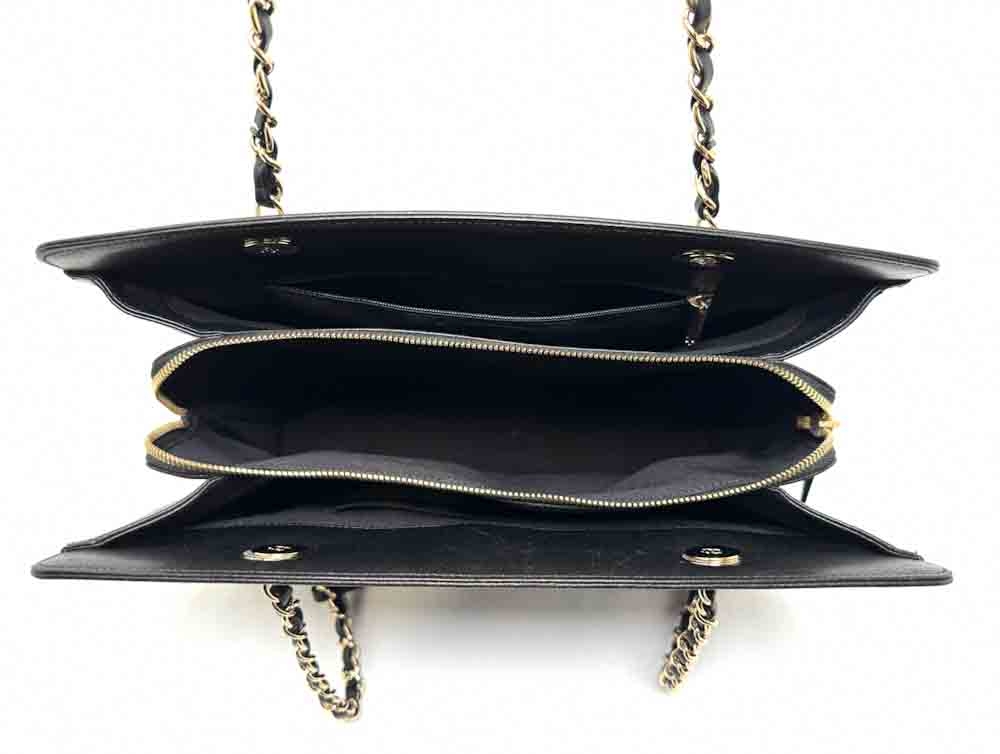 CHANEL-MADEMOISELLEBAG-MEDIUM-BLACK-CALF-IMG_0679.jpg