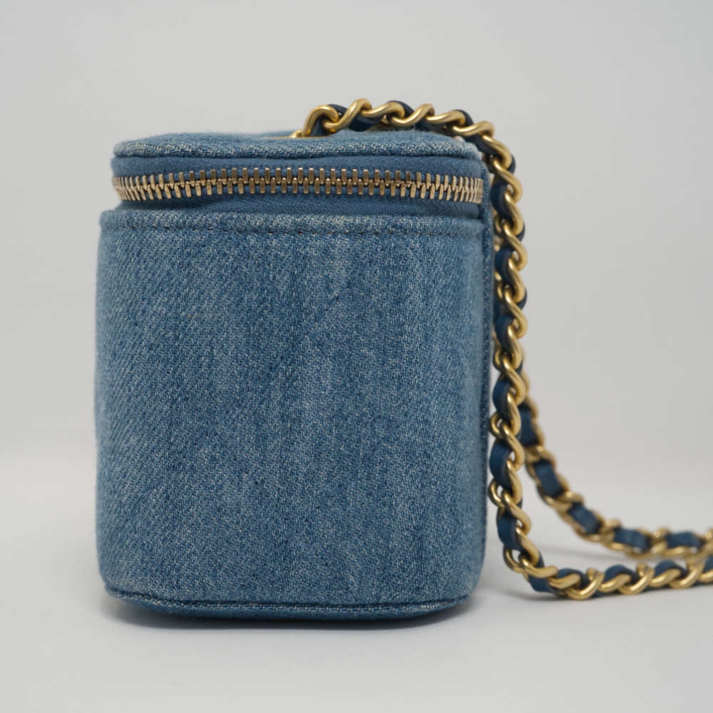 CHANEL-VANITY-MINI-BLUE-DENIM-8387 side2.jpg